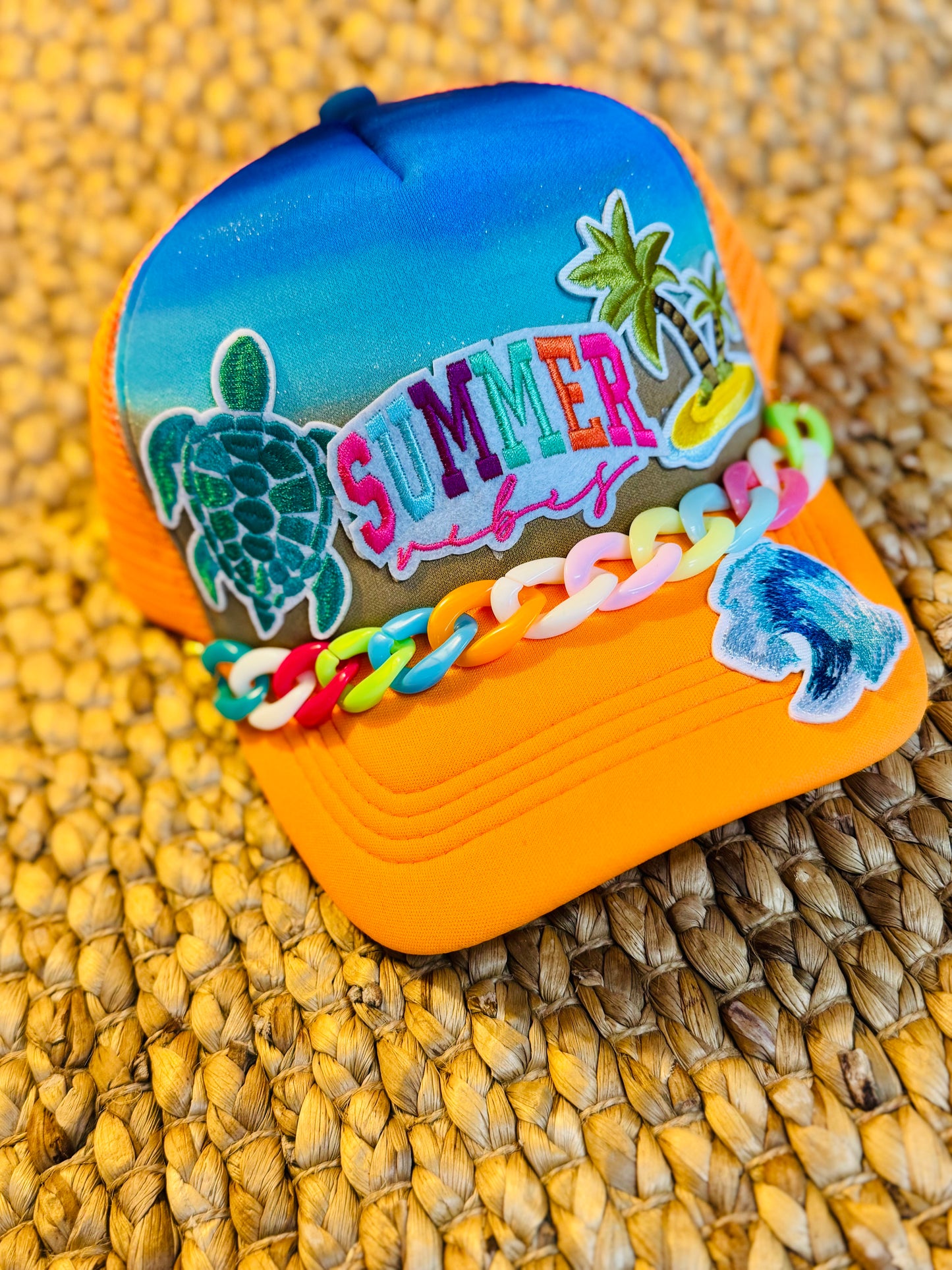 Summer Vibes Trucker Hat – Beach Turtle, Palm Trees & Wave Patch