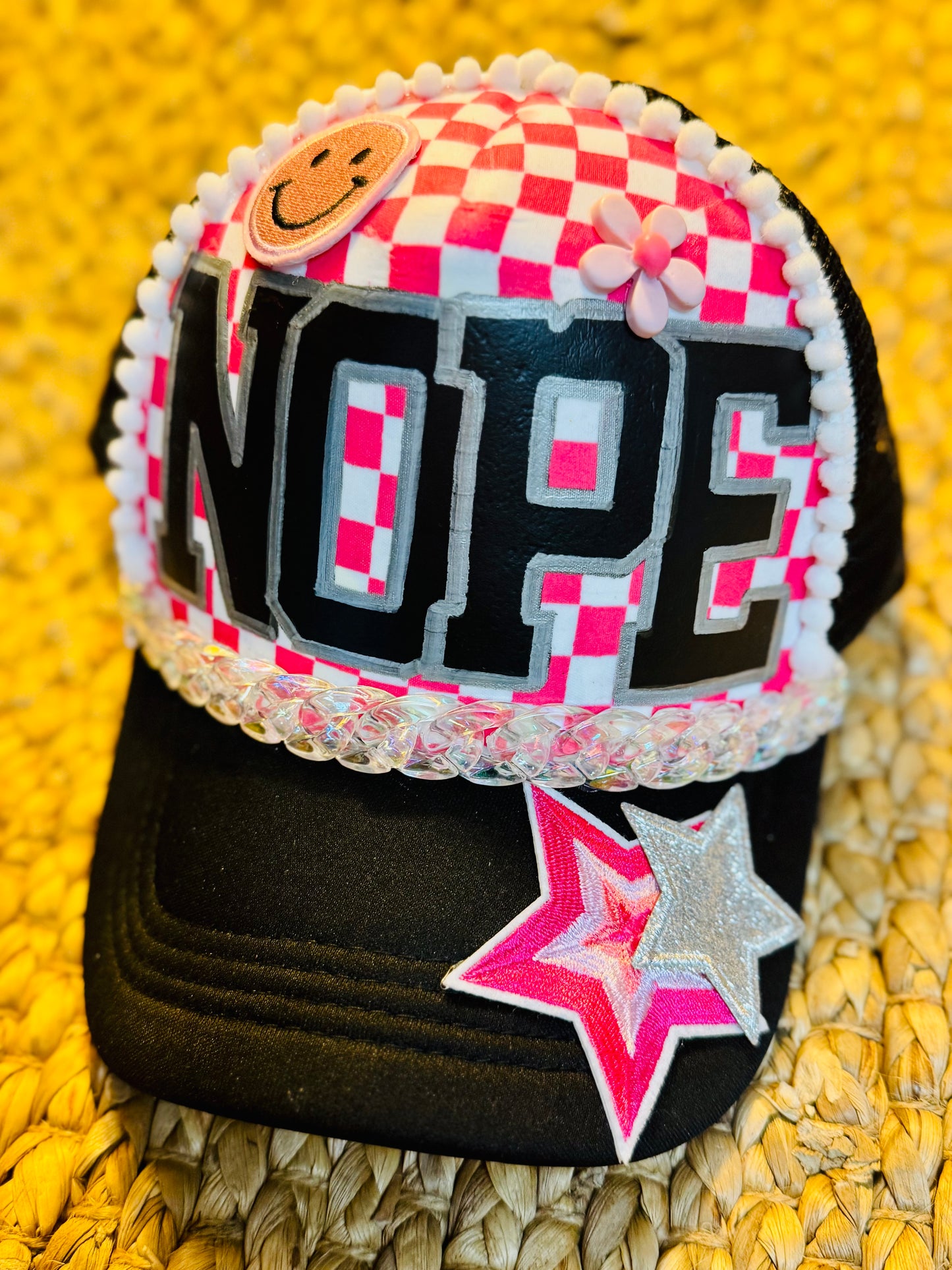 🖤 NOPE Trucker Hat – Say It Without Saying It 💅