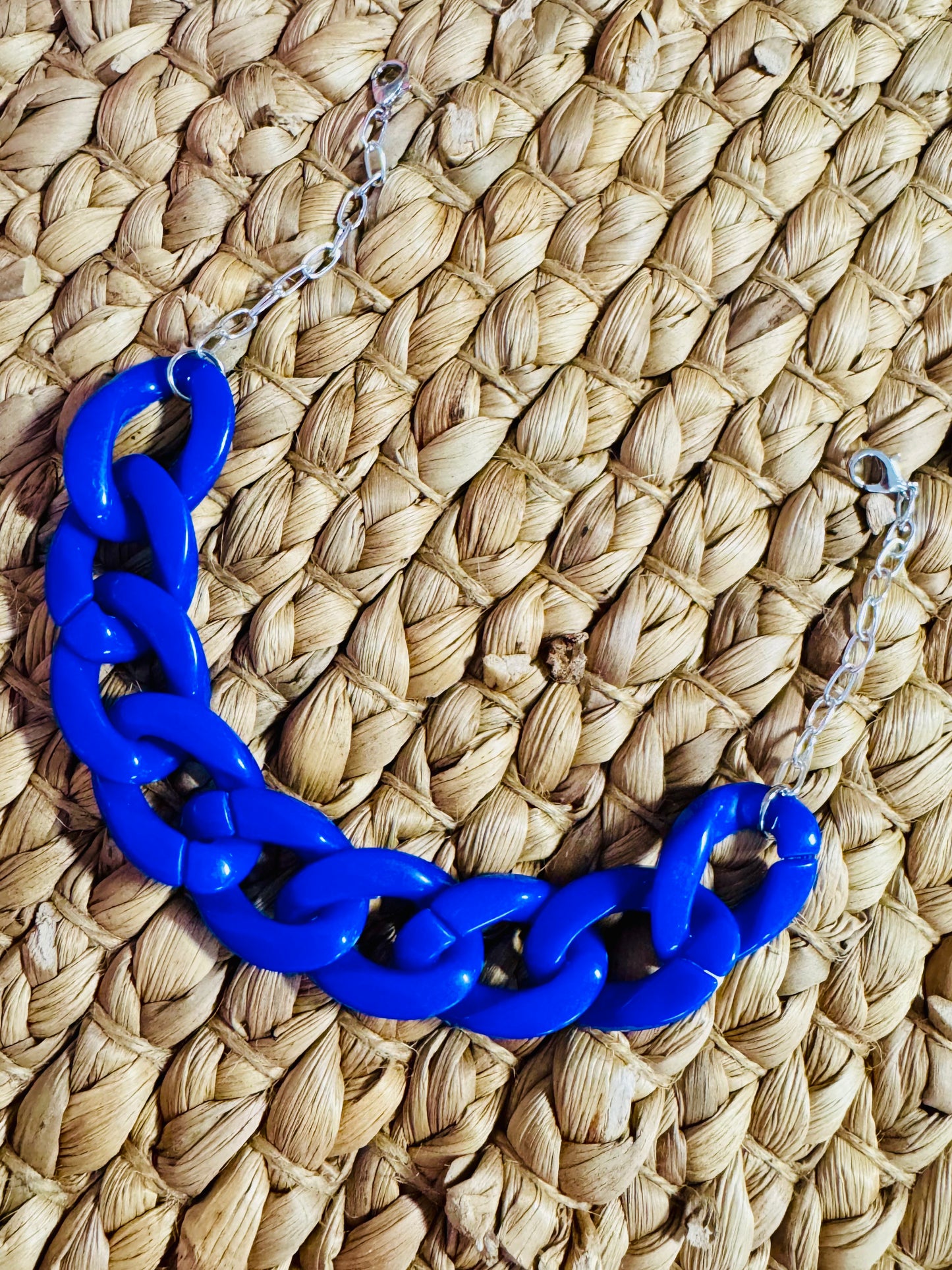 Royal Pop Hat Chain – Glossy Blue Trucker Hat Accessory